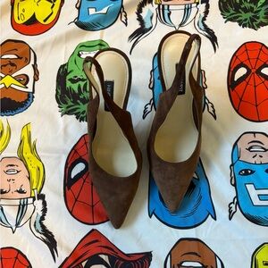 Nine West Women’s Heels Size 5.5 Brown Leather Pointed Toe Slip On